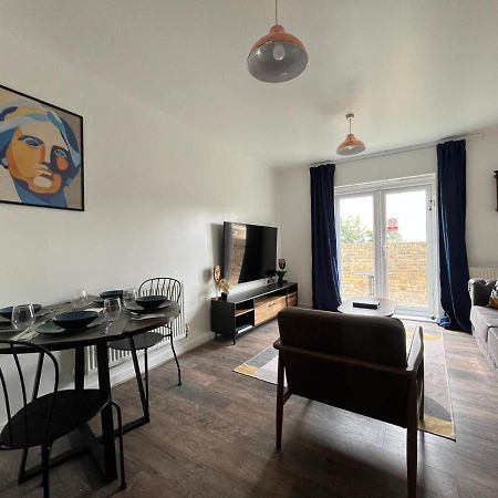 Kent, Dartford Station Apartments מראה חיצוני תמונה