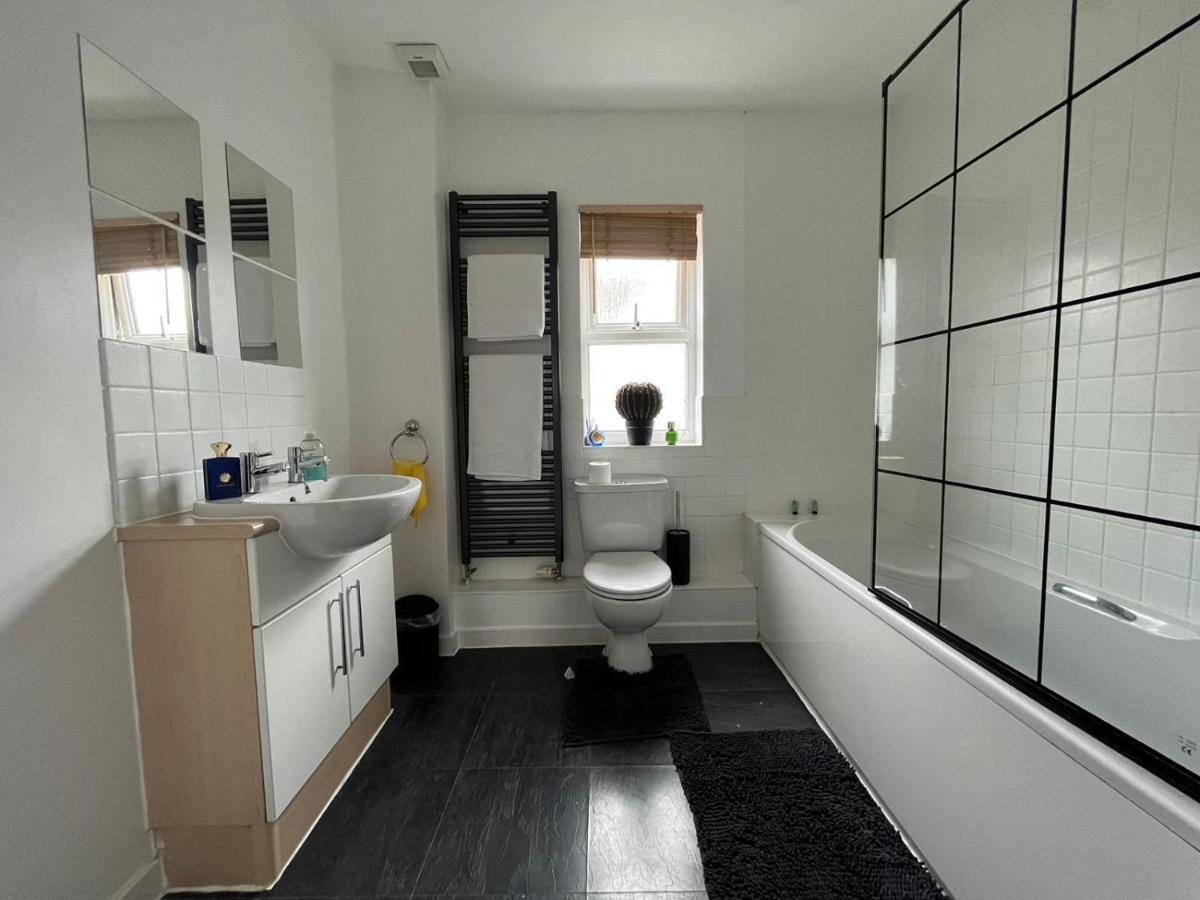 Kent, Dartford Station Apartments מראה חיצוני תמונה